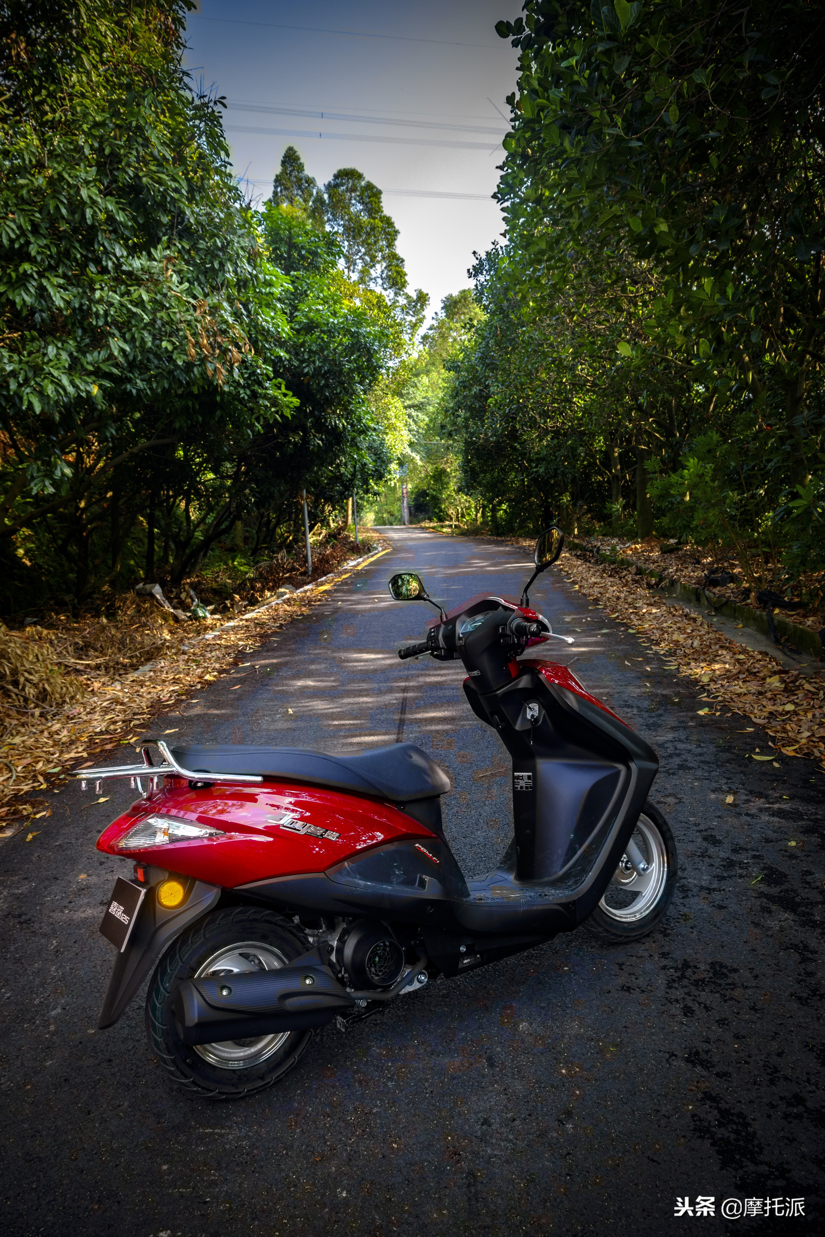 五羊本田新喜鲨125落地价,五羊本田喜鲨125摩托车落地多少钱