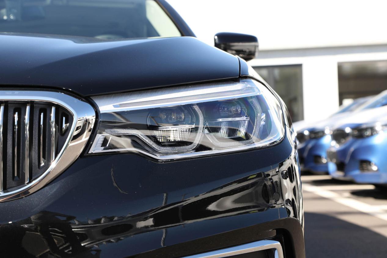 50万左右的车买宝马还是奔驰,20万左右能买到哪一年的宝马525