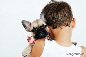 邱姓男孩取名内涵名字大全,好听的男孩名字有内涵三个字