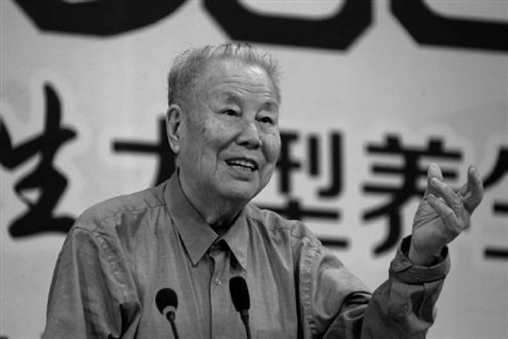 51年，王鹤滨回家探亲，归来后，毛主席为何对他说：你到农村去