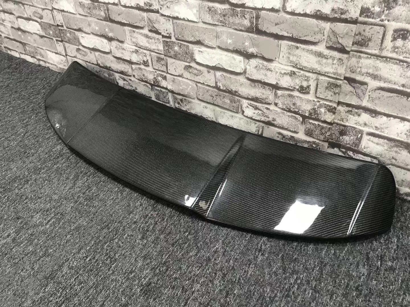 改装碳纤维有什么好处,你们改车都改了什么