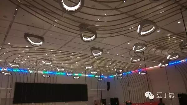 这个工程师的施工日志火了！记录的是超级工程上海中心施工过程