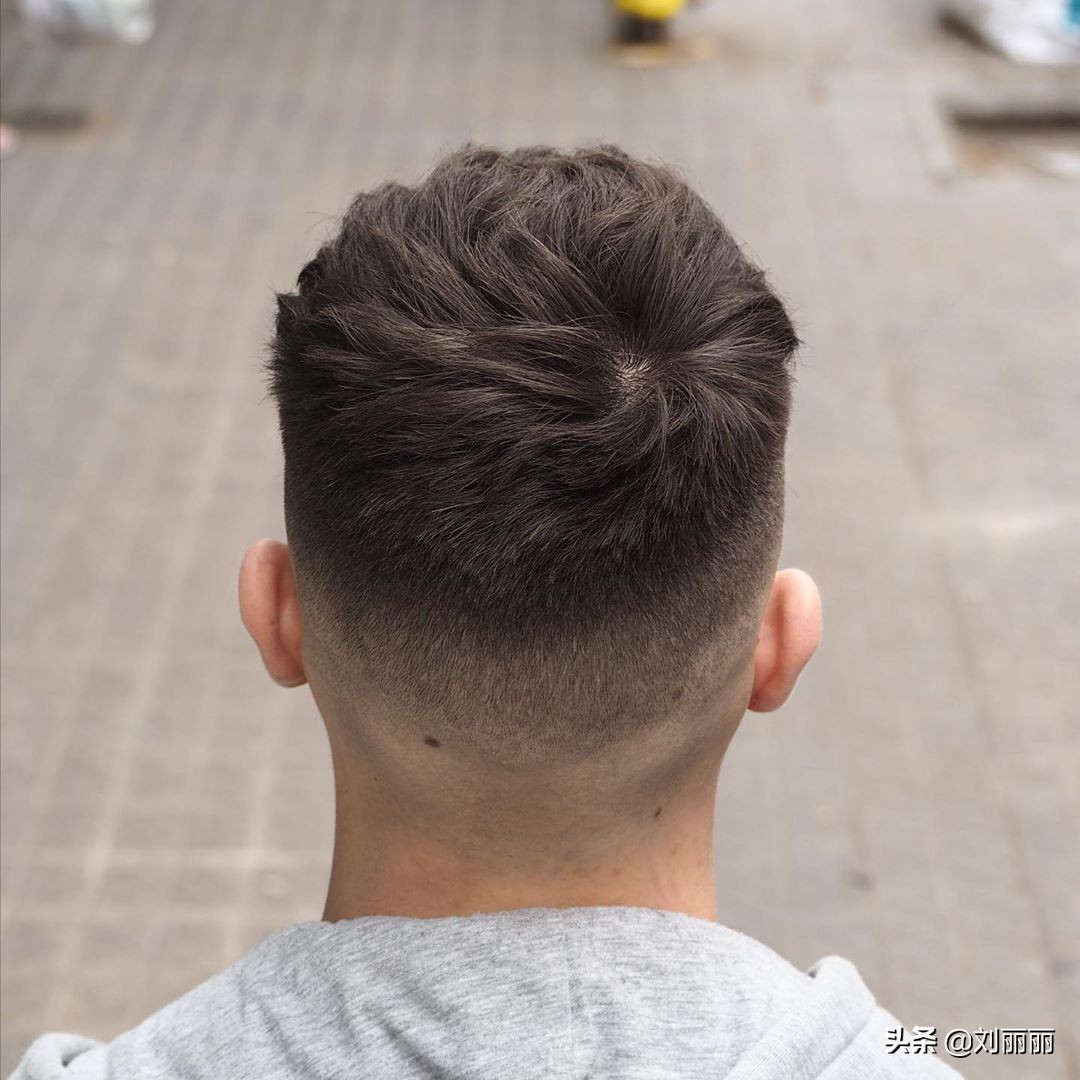 这才是我想要的男发,干净有型不过时,帅气个性真时尚
