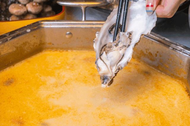 5.8折！魔都新开摩洛哥风「泰式海鲜火锅」，锅底、红膏蟹免费送