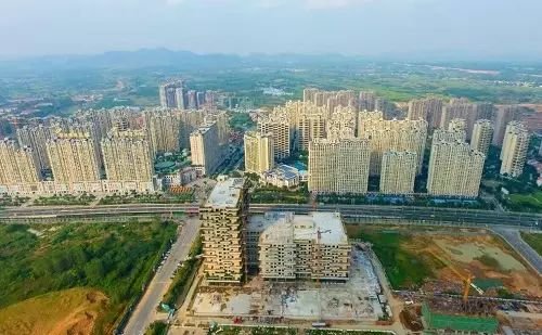 碧桂园总部大楼入口照片,碧桂园总部大楼有多美