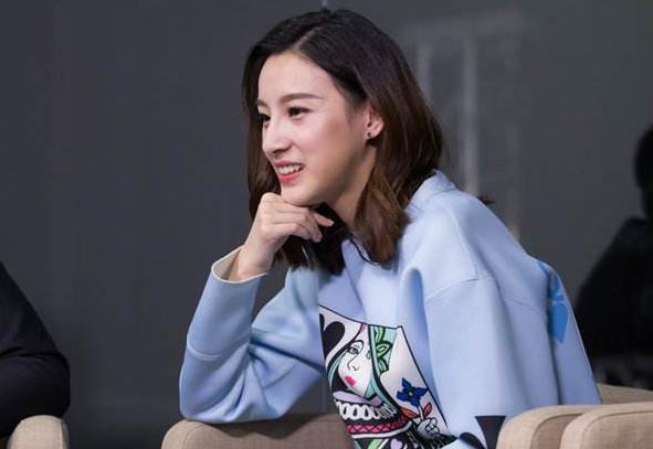 体育颜值女主持人,中国体育类节目主持人的风格