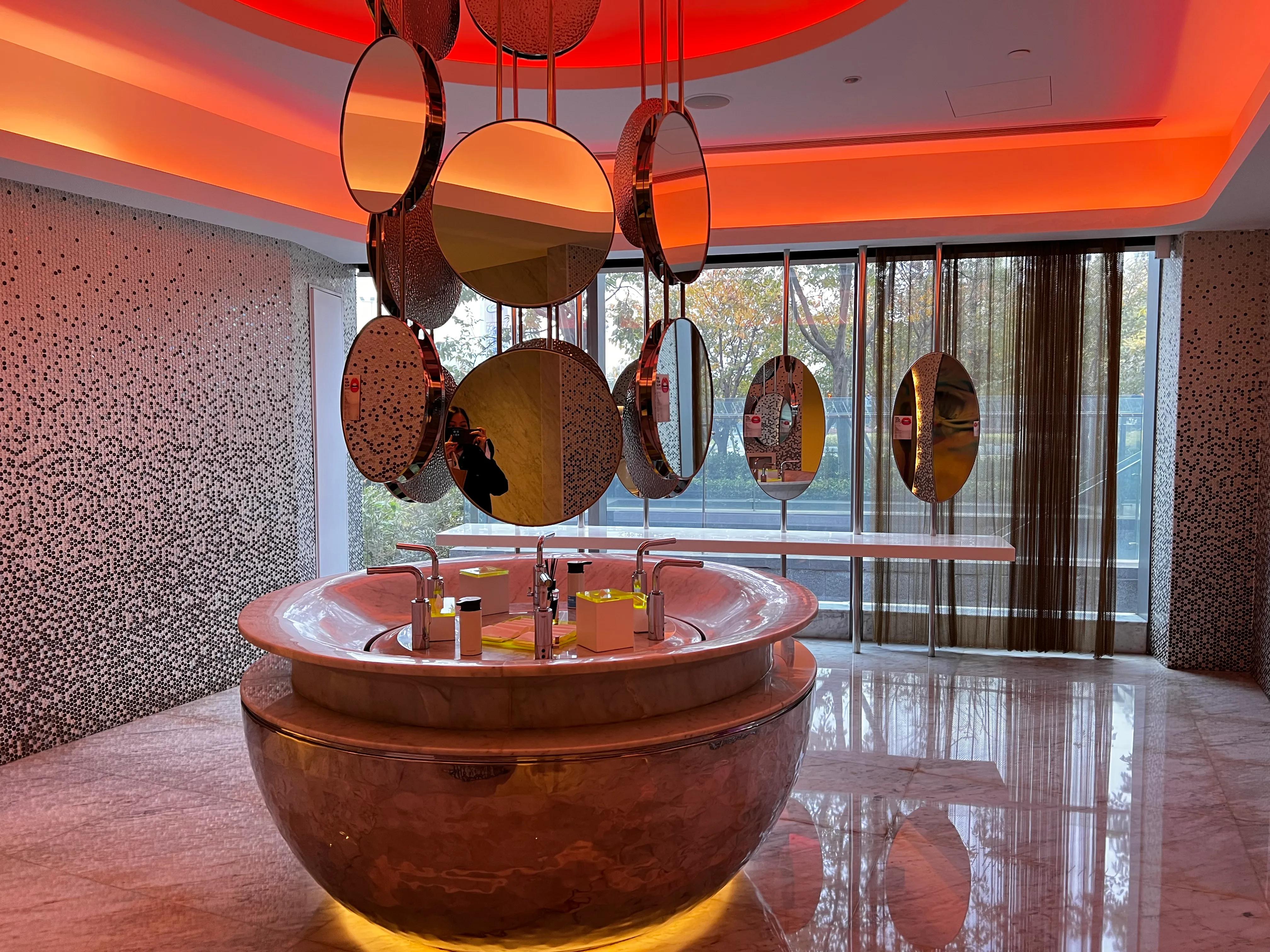 苏州w酒店多少钱一晚,苏州w酒店全景