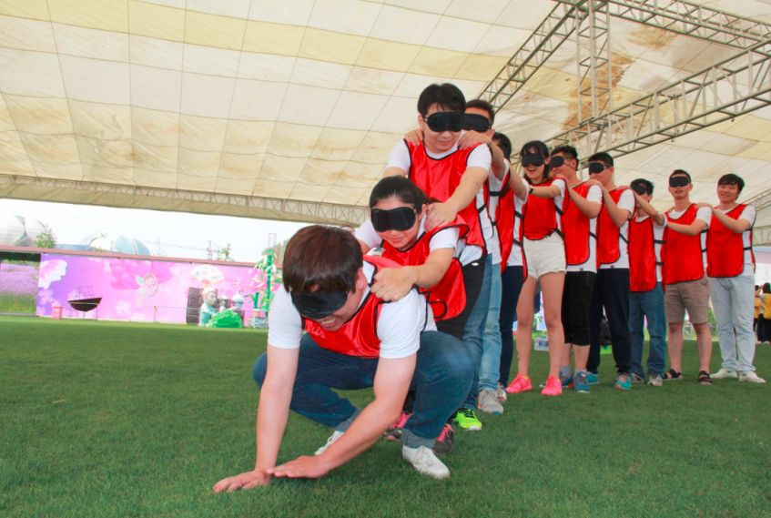 抖音小游戏水上冲冲冲,抖音小游戏5v5游戏