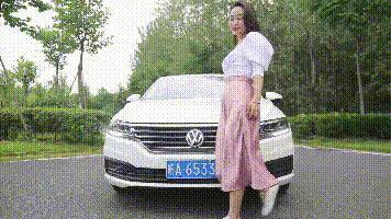 起亚新k3对比昂克赛拉哪个便宜,全新一代新标起亚k3