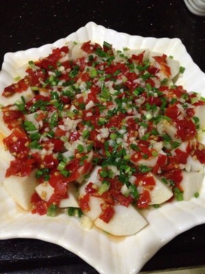 食堂剁椒芋头的做法大全家常,芋头仔剁椒蒸排骨的家常做法