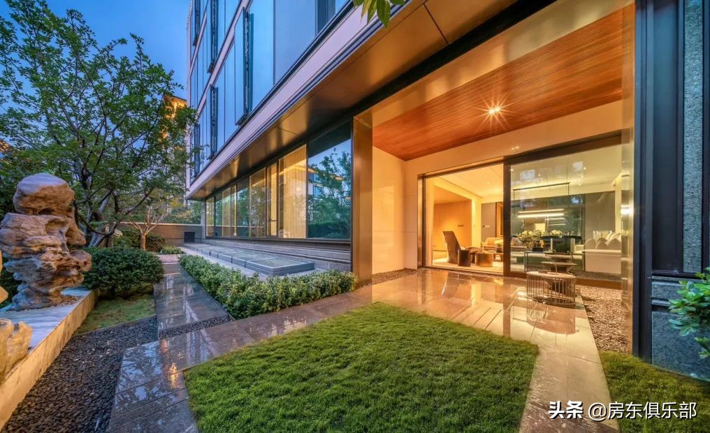 当土豪们发现有新的投资机会后，他们不会再盯着北龙湖了