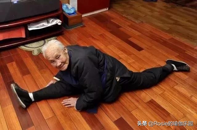 一字马横叉和竖叉怎样最快下去,新手横叉一字马练习零基础教程