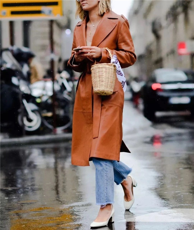 皮衣适合自然型风格的人穿嘛,短款皮衣外套中性风