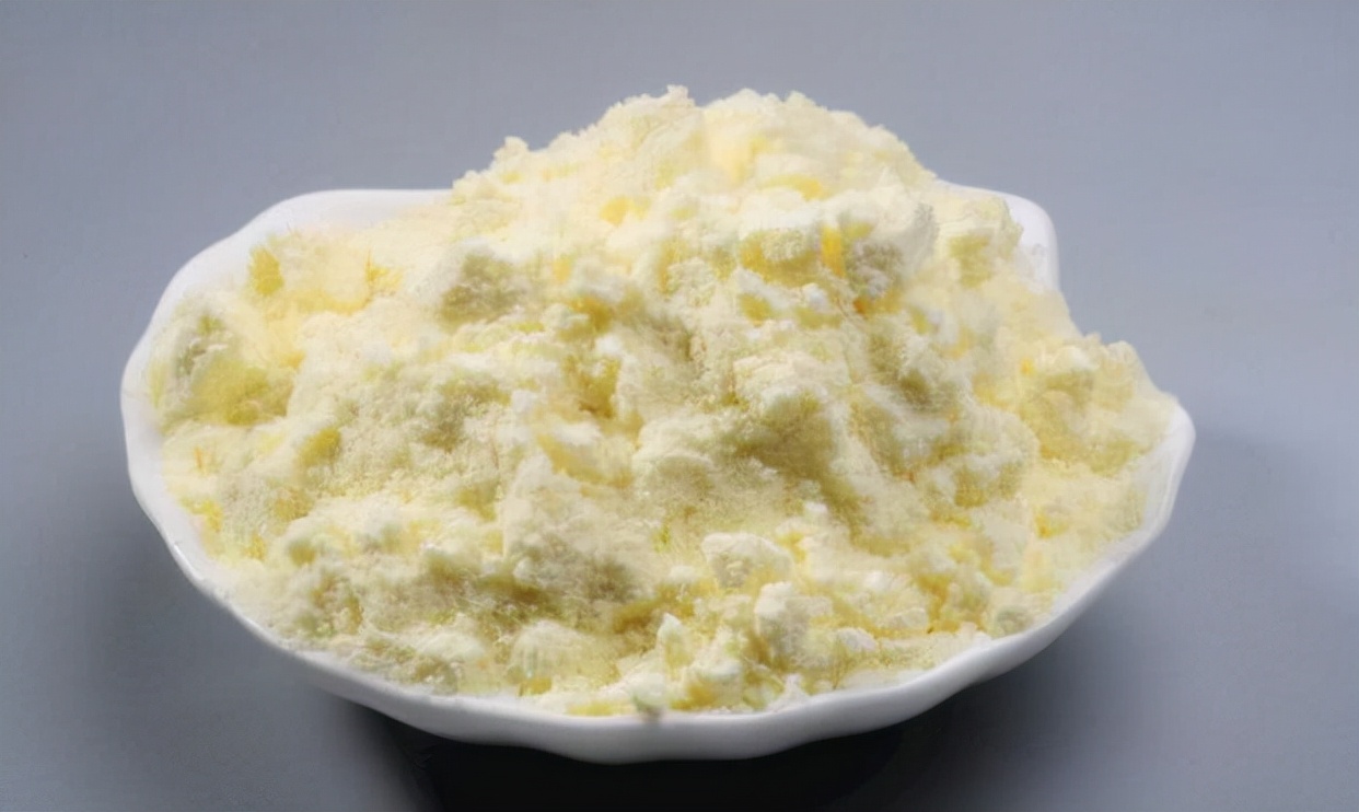 奶粉为什么那么贵一桶奶粉的利润 (中国奶粉为何天价)