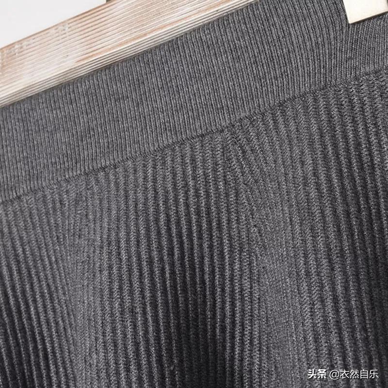 服装新款减龄显瘦短裙,服装女装时尚气质小个子短裙