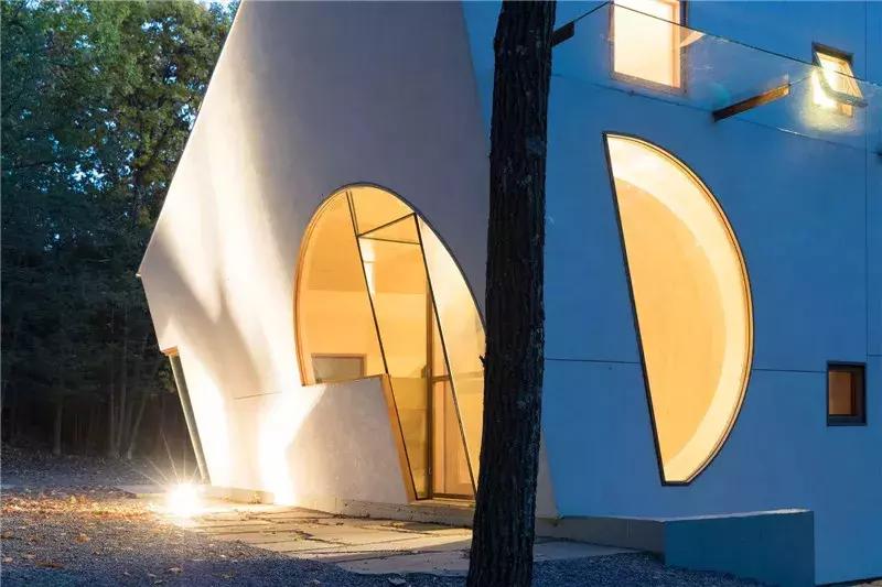 鏋椾腑灏忓眿甯冪疆,鏋椾腑灏忓眿涓紡