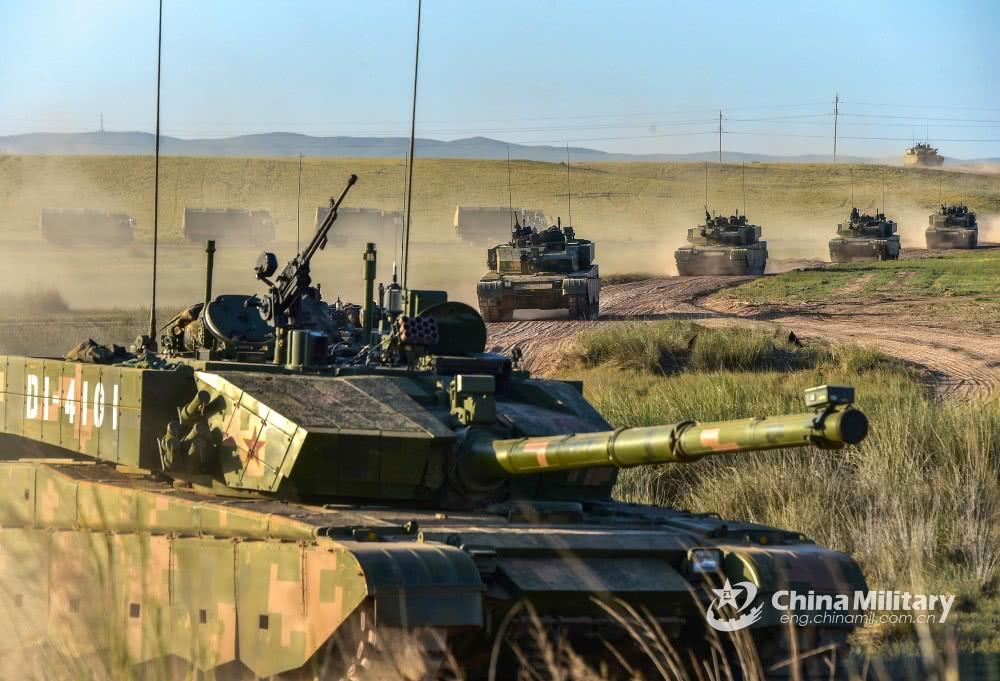 解放军精锐装甲突击群驶出国门,解放军最强装甲突击群