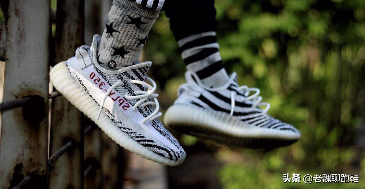 阿迪达斯三道杠和三叶草哪个好,阿迪达斯三叶草和三道杠的区别