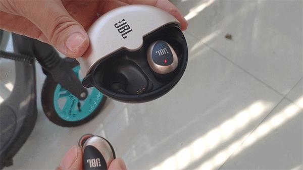 799元可以买到啥jbl防水无线耳机,jbl透明蓝牙耳机测评