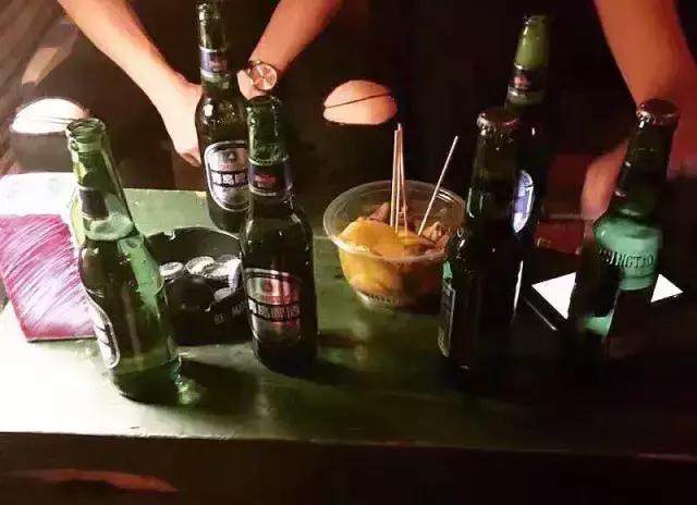 流水的爱情铁打的是什么梗,流水的爱情铁打的友情