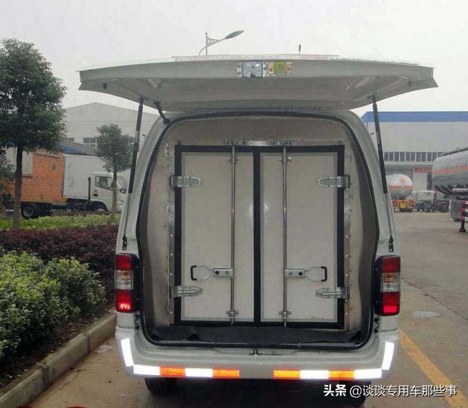 国六福田五米四冷藏车,国六福田欧航6米6冷藏车