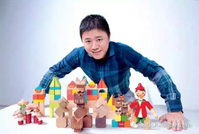 布局线下新零售，玩木乐园*局破**获客难、坪效低