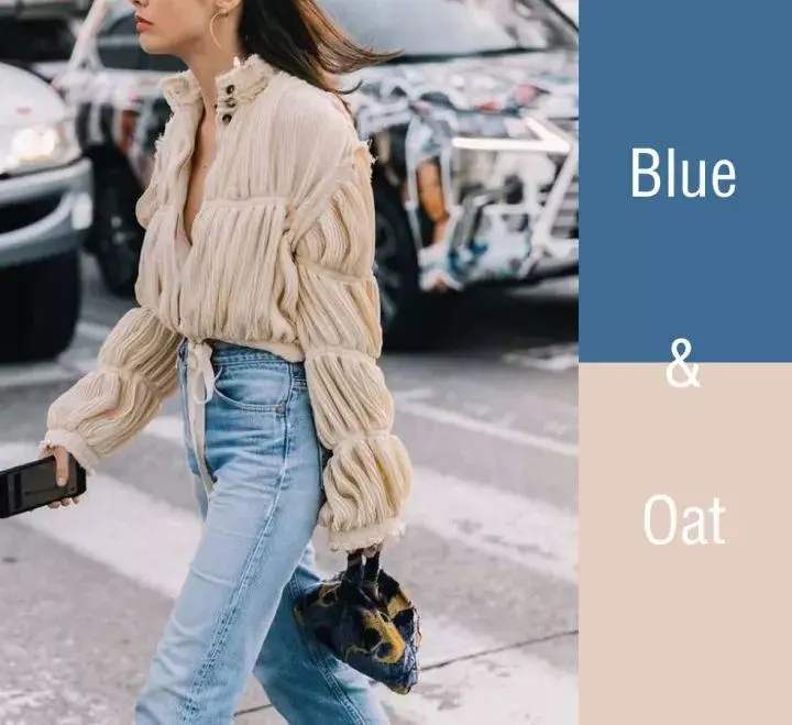 今年流行的颜色驼色,深驼色和哪三个颜色最搭