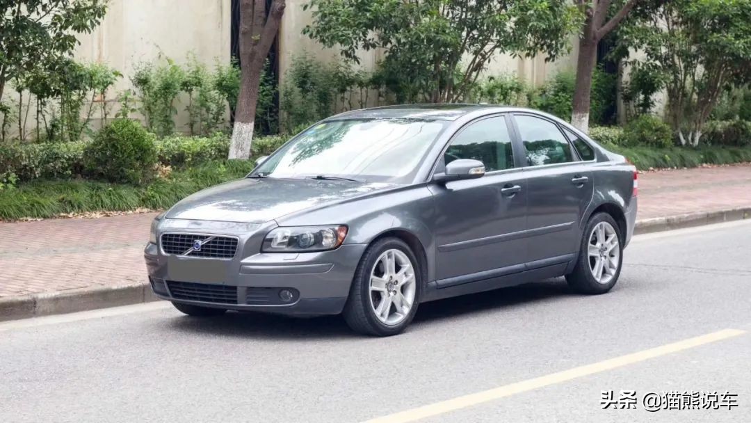 5万左右性价比高的冷门二手车,5万以下二手的沃尔沃值得购买吗