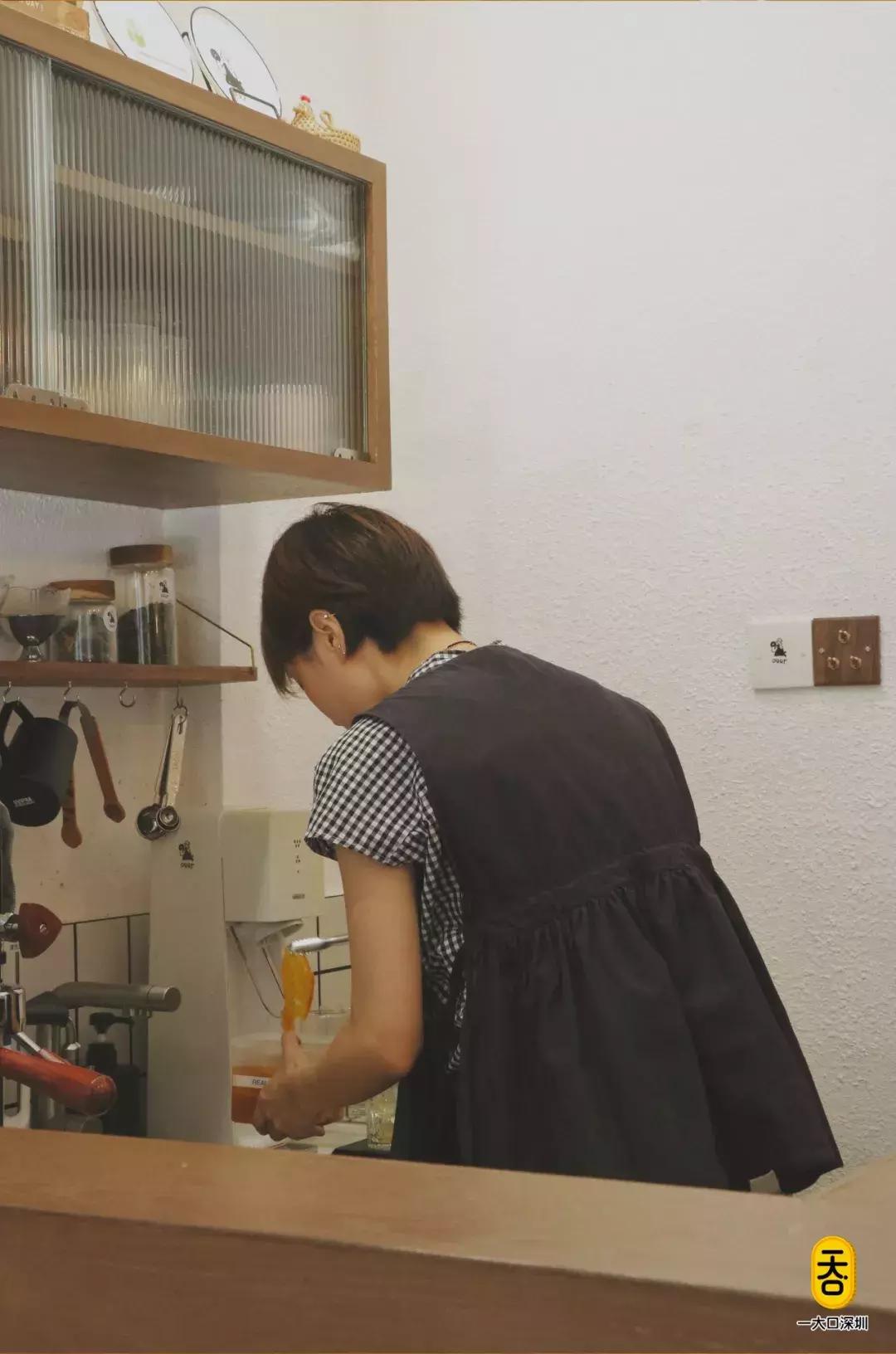 周杰伦到底爱不爱喝奶茶,周杰伦是不是很爱喝奶茶