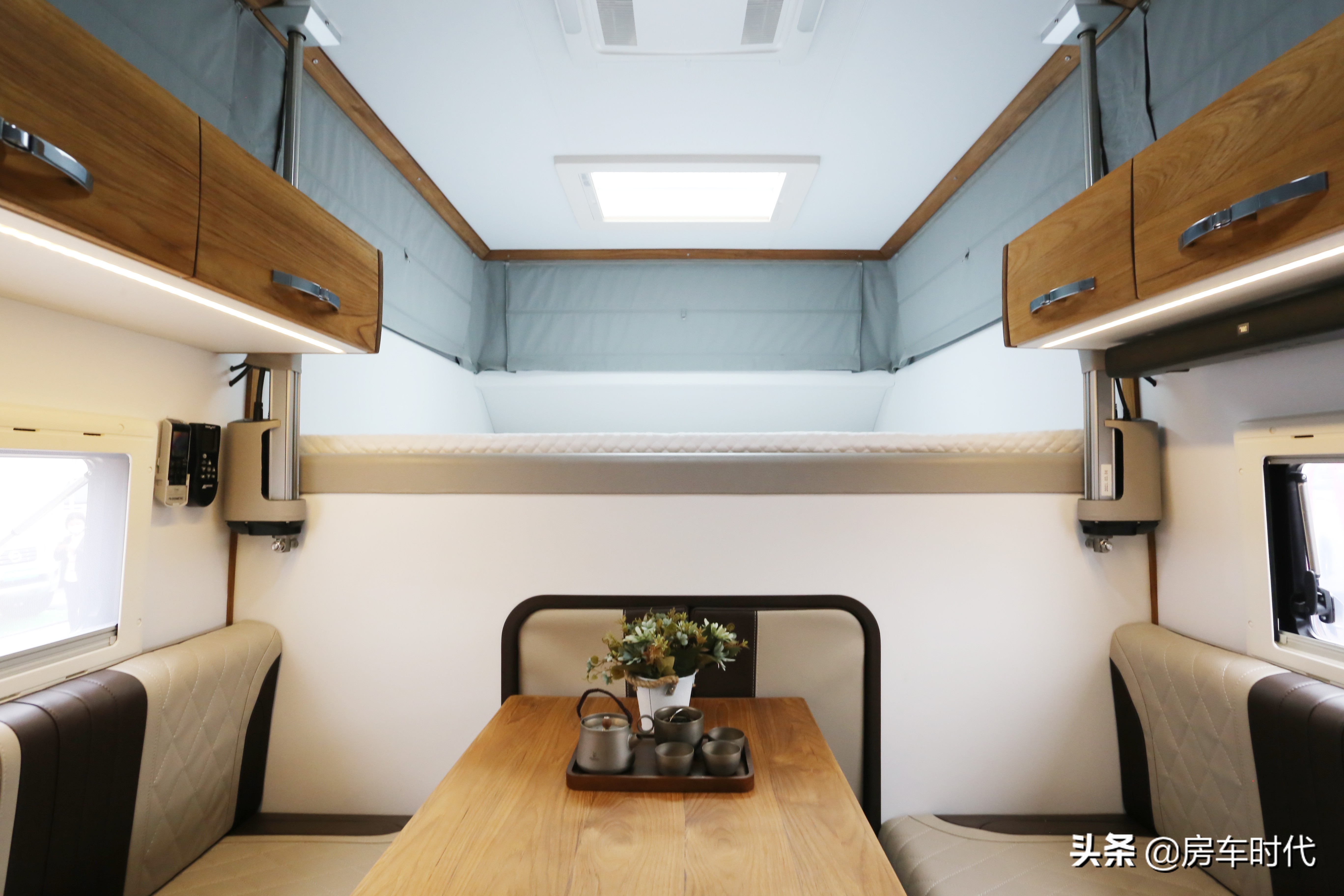 福特自由者四驱越野房车,福特f150自由者越野旅居房车