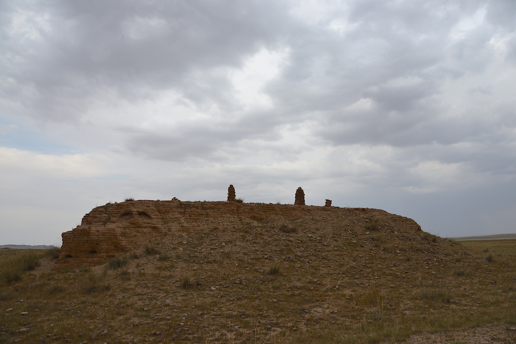 阴山古城遗址,阴山以北草原古城