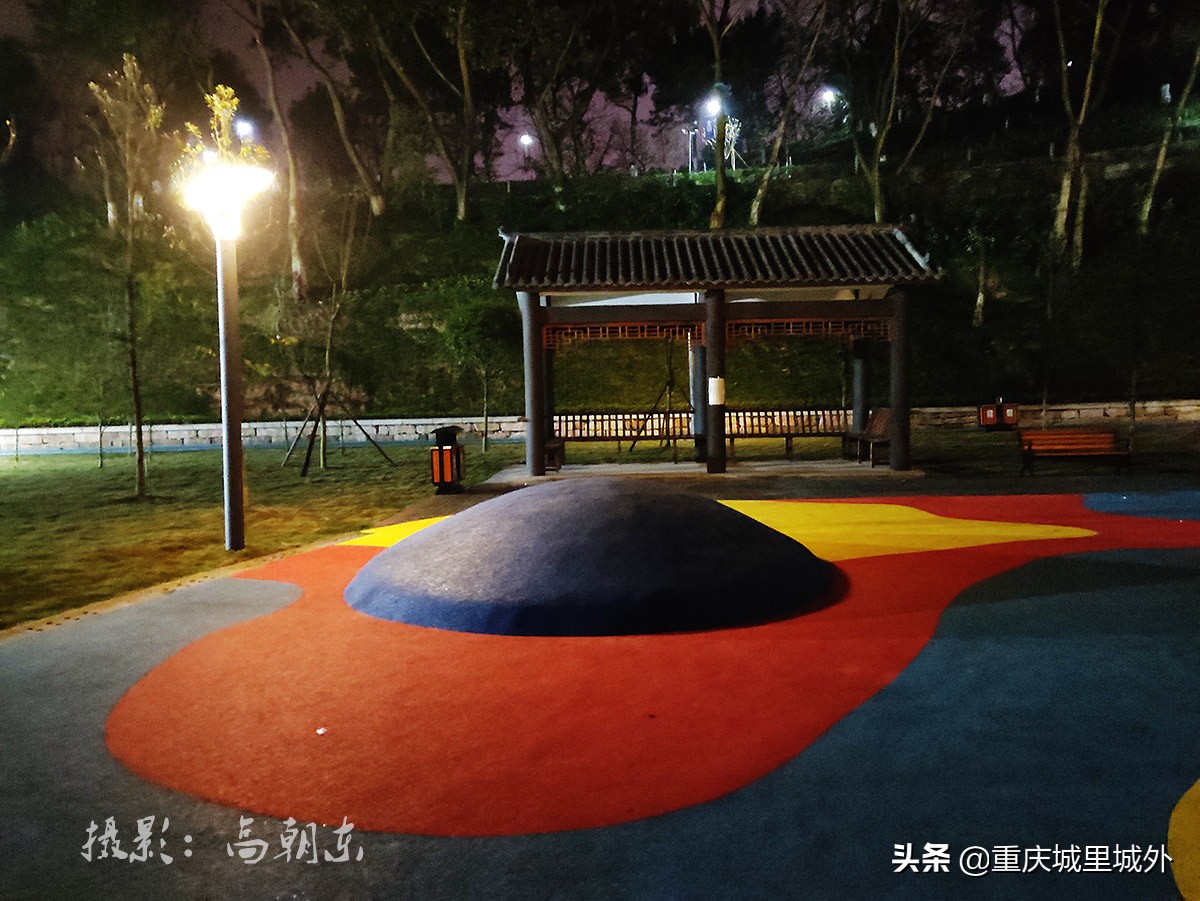 平顶山体育公园晚上好玩吗,夜间开放的体育公园