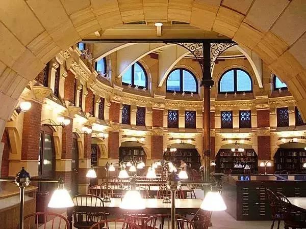 十座全国最美大学,十大最美图书馆