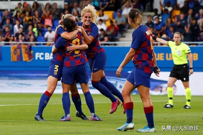 最近10年花钱最多的足球俱乐部,英超近十年花费最多俱乐部排行榜