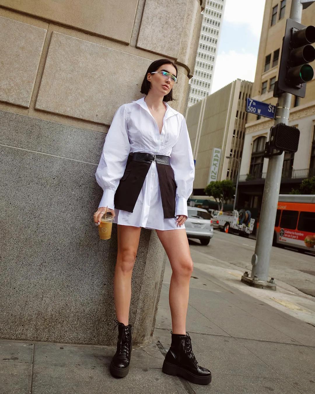 穿牛仔裤时腿太肥了怎么减,牛仔裤如何穿显腿细小女