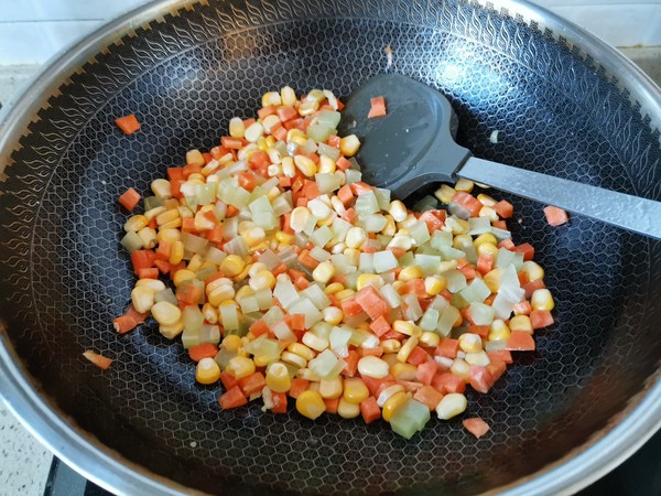 玉米是抗眼睛衰老的极佳补充食物,吃哪种玉米对眼睛好