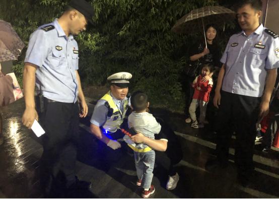 瀹夊叏绁ュ拰鍋囨湡,涓鍋囨湡鍏ㄥ競绀句細娌诲畨澶у眬骞崇ǔ