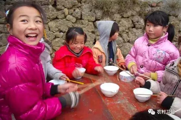 农村一定要遵守风俗习惯,农村人的习惯和禁忌