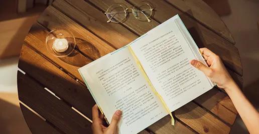 世界读书日读些什么书最简单,世界读书日在书中邂逅更好的自己