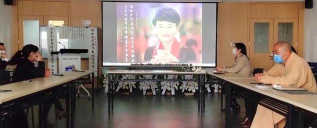 仅26岁最美主持人去世,47岁著名主持人突然去世