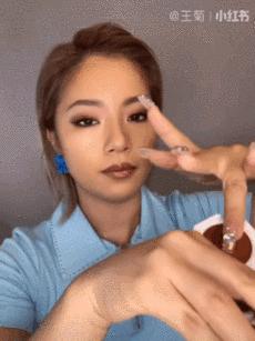 宋妍霏程潇王菊跨年演唱会,王菊为宋妍霏化妆视频