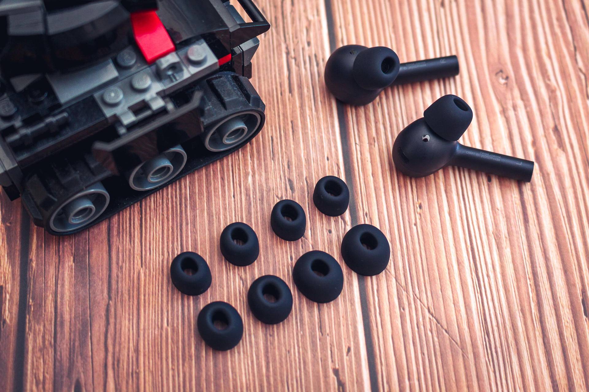 灏忕背air2pro鑰虫満闄嶅櫔澶氬皯鍒嗚礉,灏忕背air2pro鑰虫満闄嶅櫔瀵规瘮