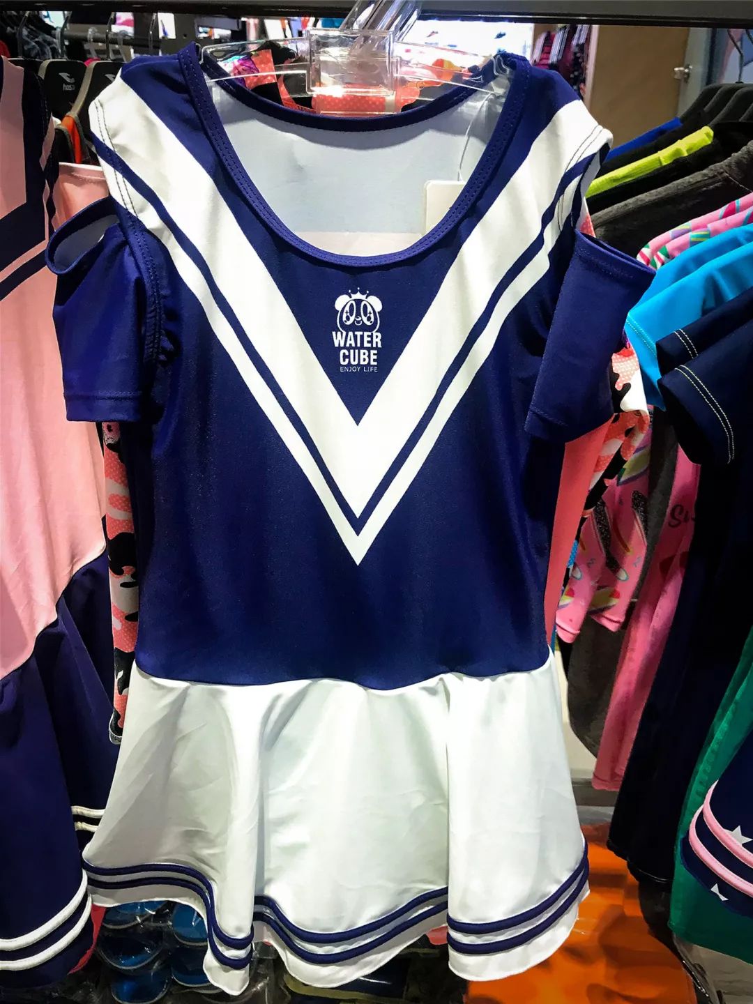 儿童泳衣买哪种最好,泳衣测评儿童10岁左右