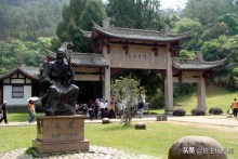 南宋理学家朱熹怎么读,南宋理学家朱熹曾在什么书院讲学