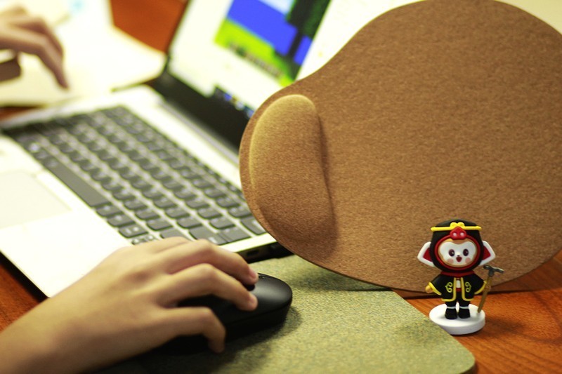 鼠标垫防硌手立体护腕硅胶,鼠标垫天然软木护腕怎么样