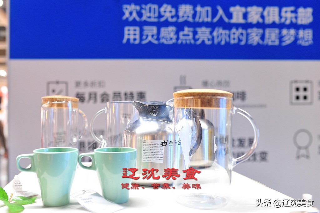 在设计家居的路上一直坚持,在厨房用餐设计