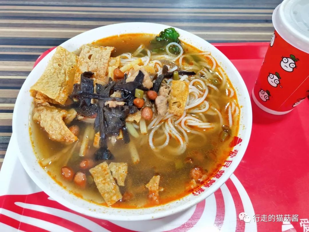 合味芳柳州螺蛳粉测评,巴狗鲜食柳州螺蛳粉测评