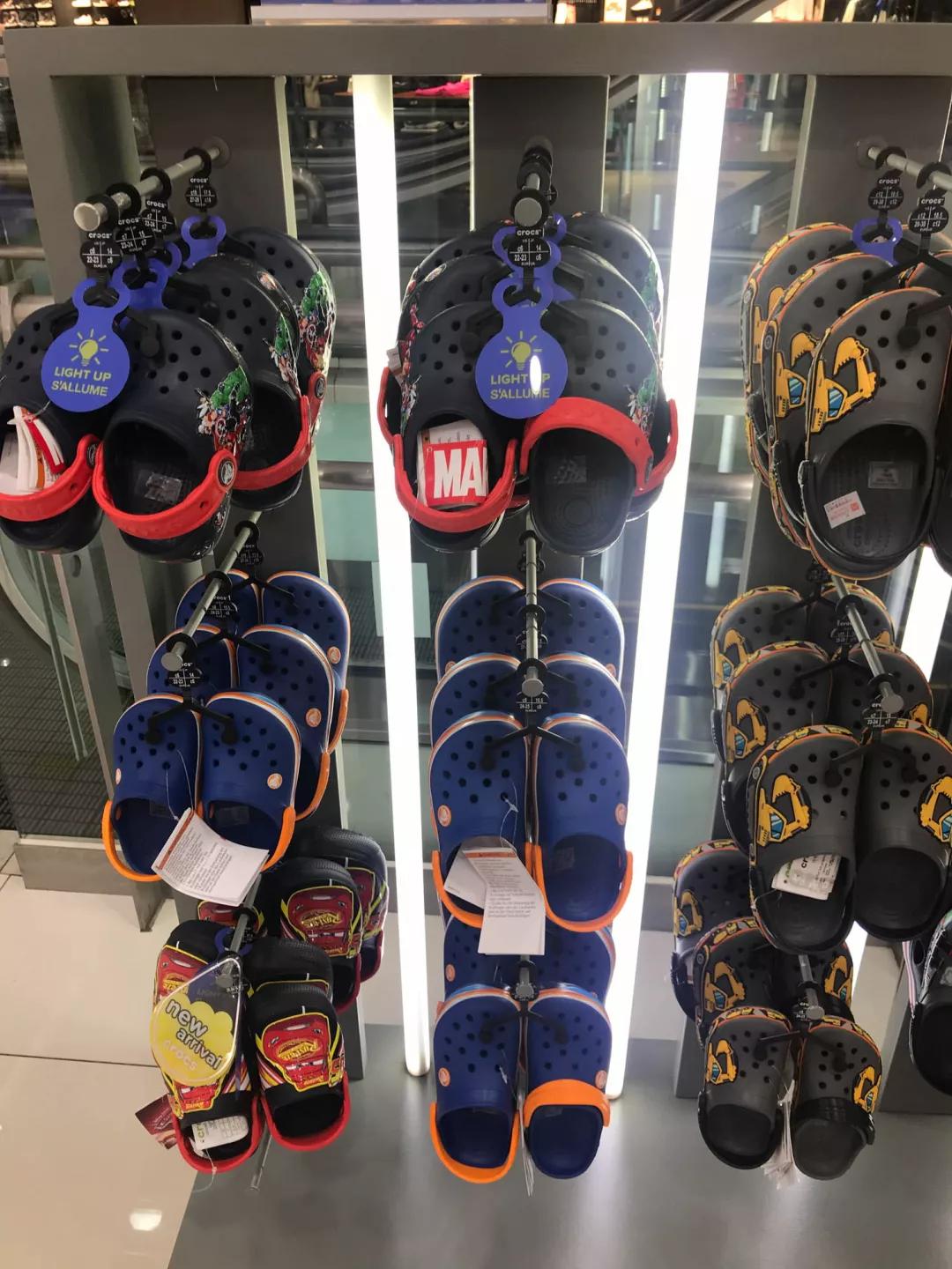 高颜值凉鞋小孩,什么材质的凉鞋鞋底最软