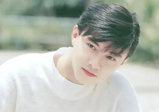 张国荣死时来道别的所有明星名单,张国荣逝世20周年纪念照片