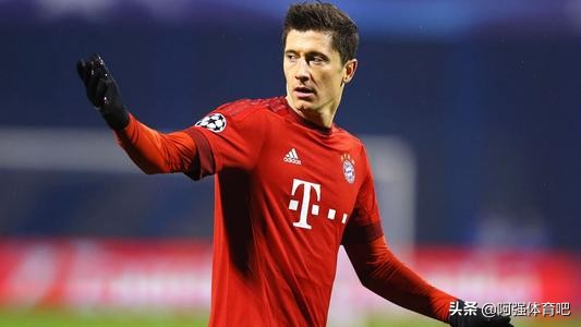 c罗进入莱万排名,c罗身价最新排名